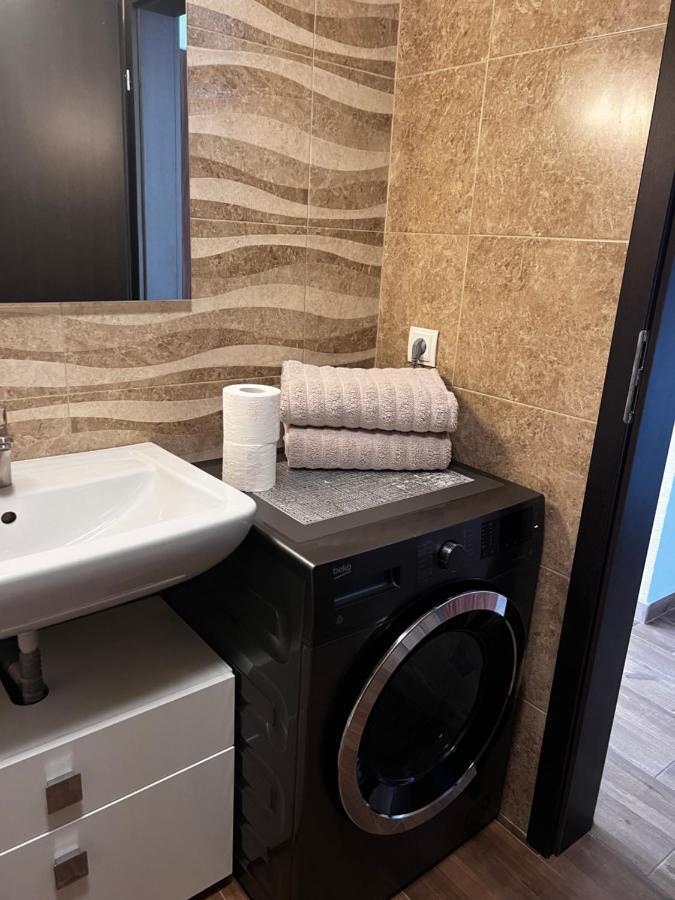Apartament Studio Jadis 1 Орадеа Екстериор снимка